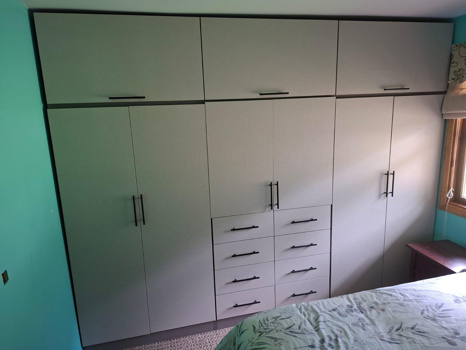 Mueble de dormitorio a medida, publicado por DecoCiprés